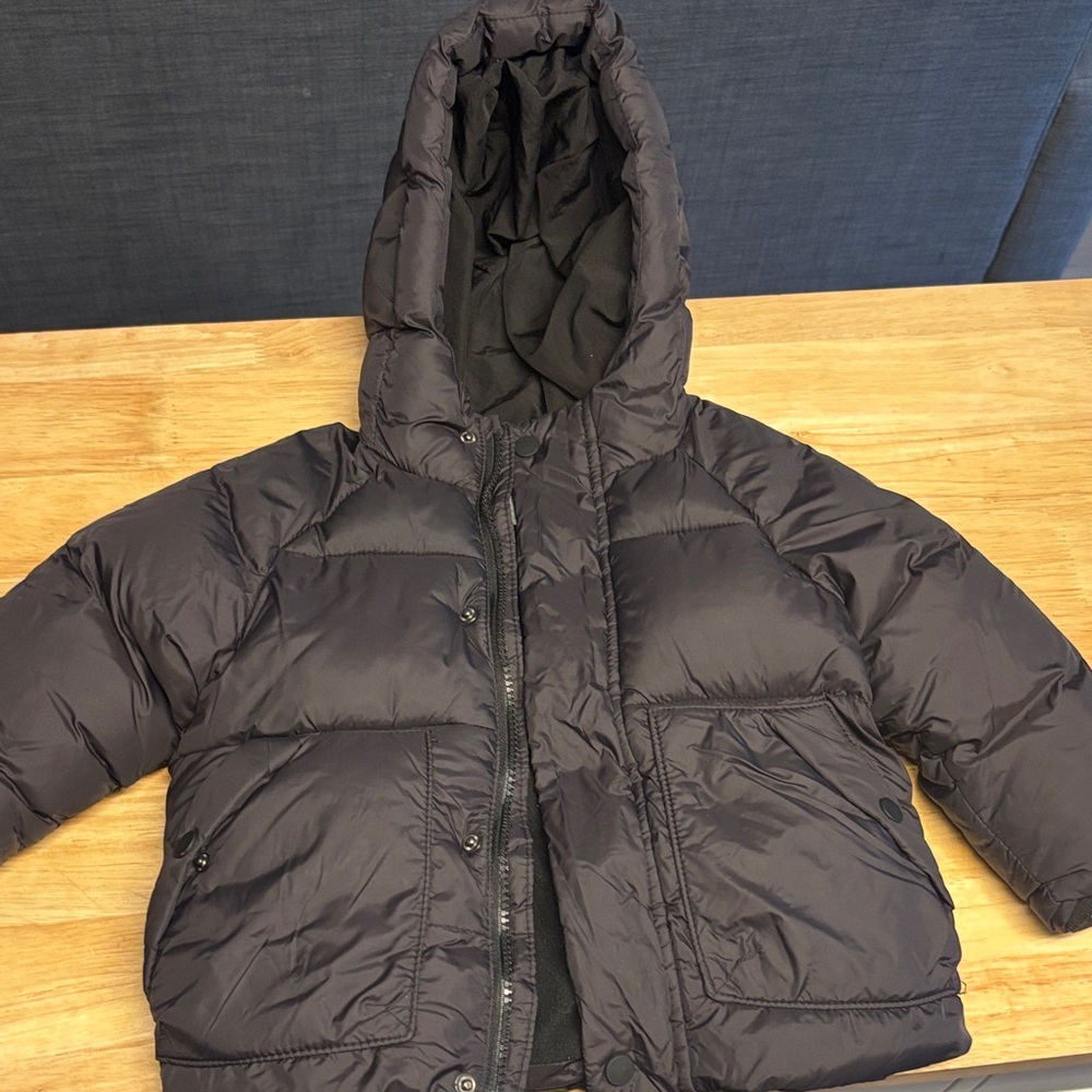 Zara Black Puffer Jacket with Hood